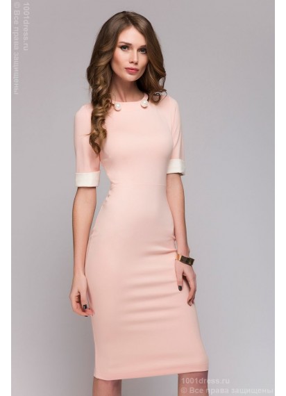 Розовое платье длины мини с короткими рукавами и вырезом на спинке