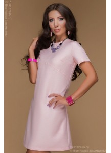 Платье розовое длины мини с короткими рукавами